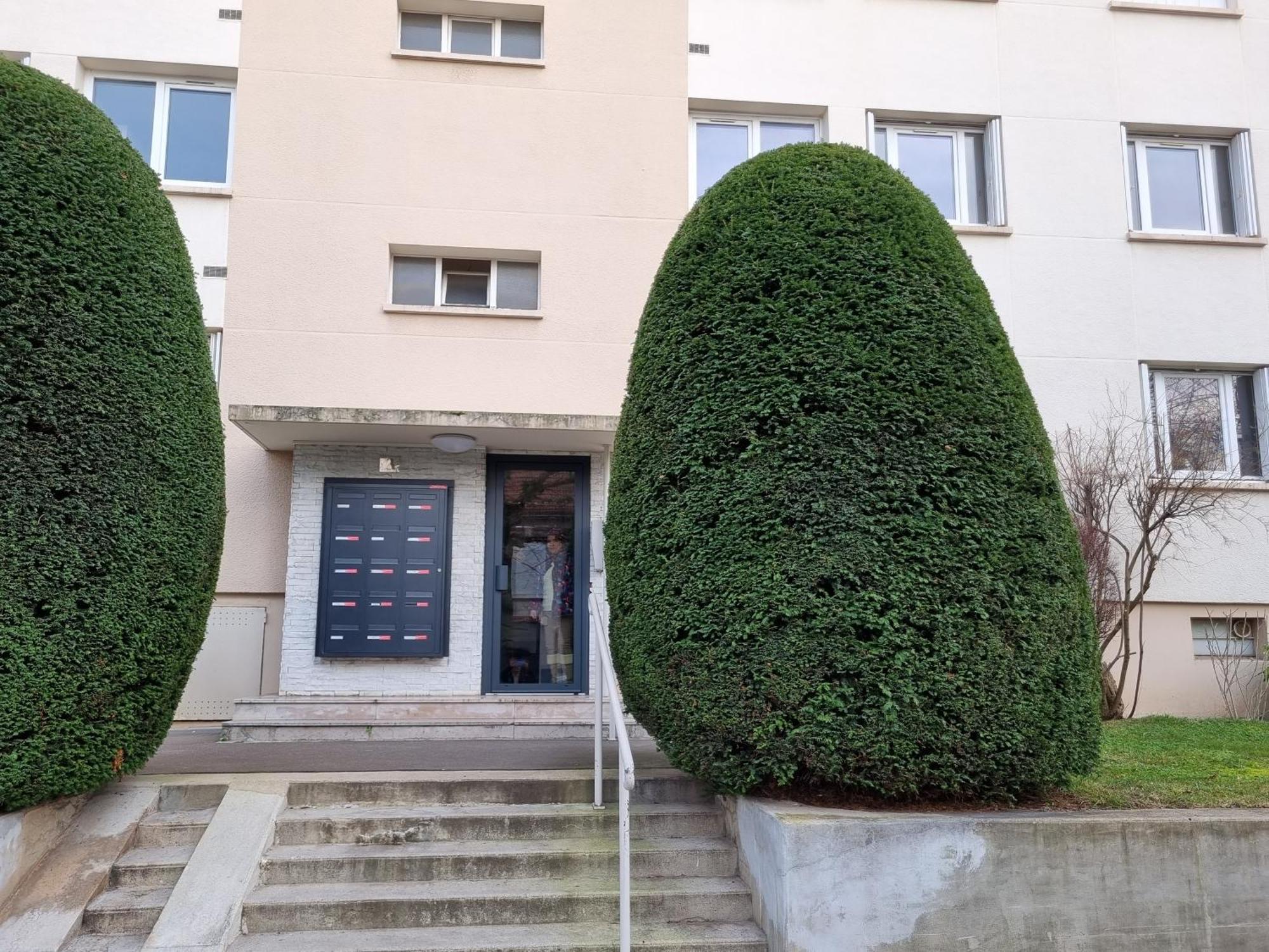 Cathedrale, Champagne Near, Park And Stores Close Reims Exterior foto