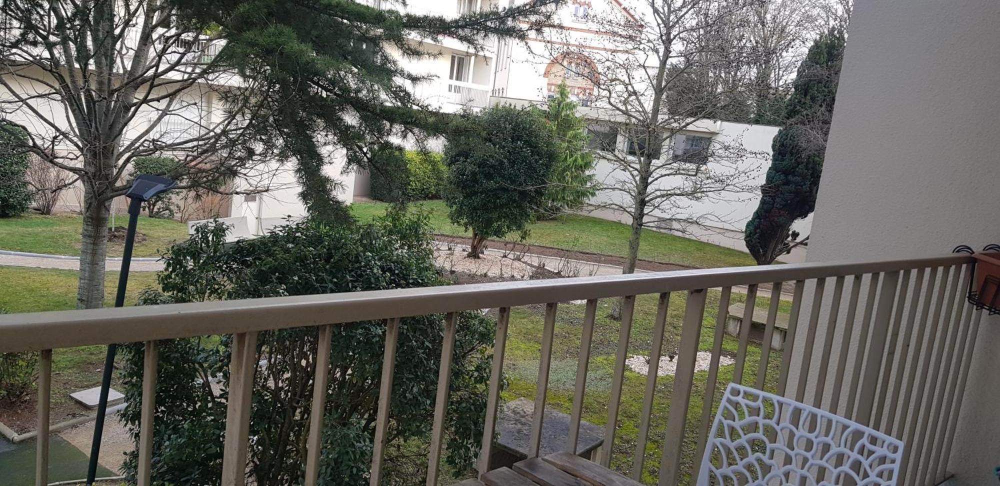 Cathedrale, Champagne Near, Park And Stores Close Reims Exterior foto